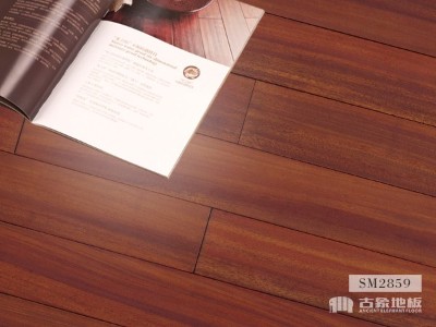 全屋鋪裝實(shí)木地板是一種什么體驗(yàn)